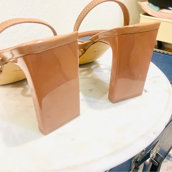 NWT Aldo Mod-Block Nude Step In Heels Size 10 - Picture 11 of 12